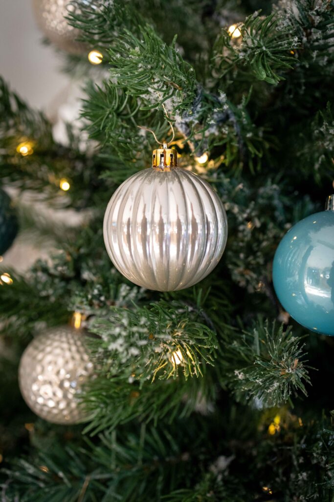 Weihnachtsbaumschmuck-bie-PiA24